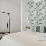 Bambú Apartahotel 4*
